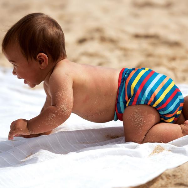 TotsBots waschbare Schwimmwindel Stripe an Baby